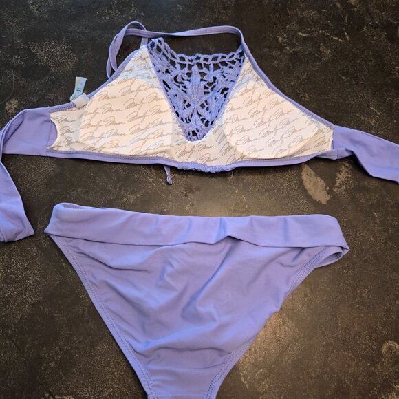 BUNDLE 2 FOR 1 {Marilyn Monroe} 2 KNOCKOUT BIKINIS for 1 PRICE- MAKE AN OFFER! - Picture 10 of 13
